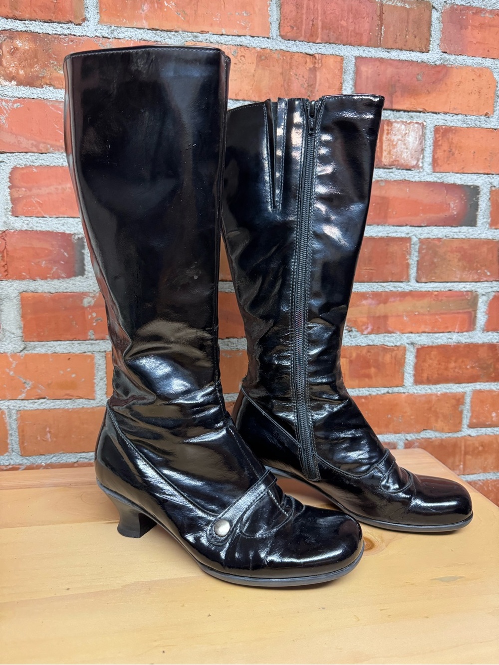 La Canadienne Black Patent Leather waterproof Women's Boots